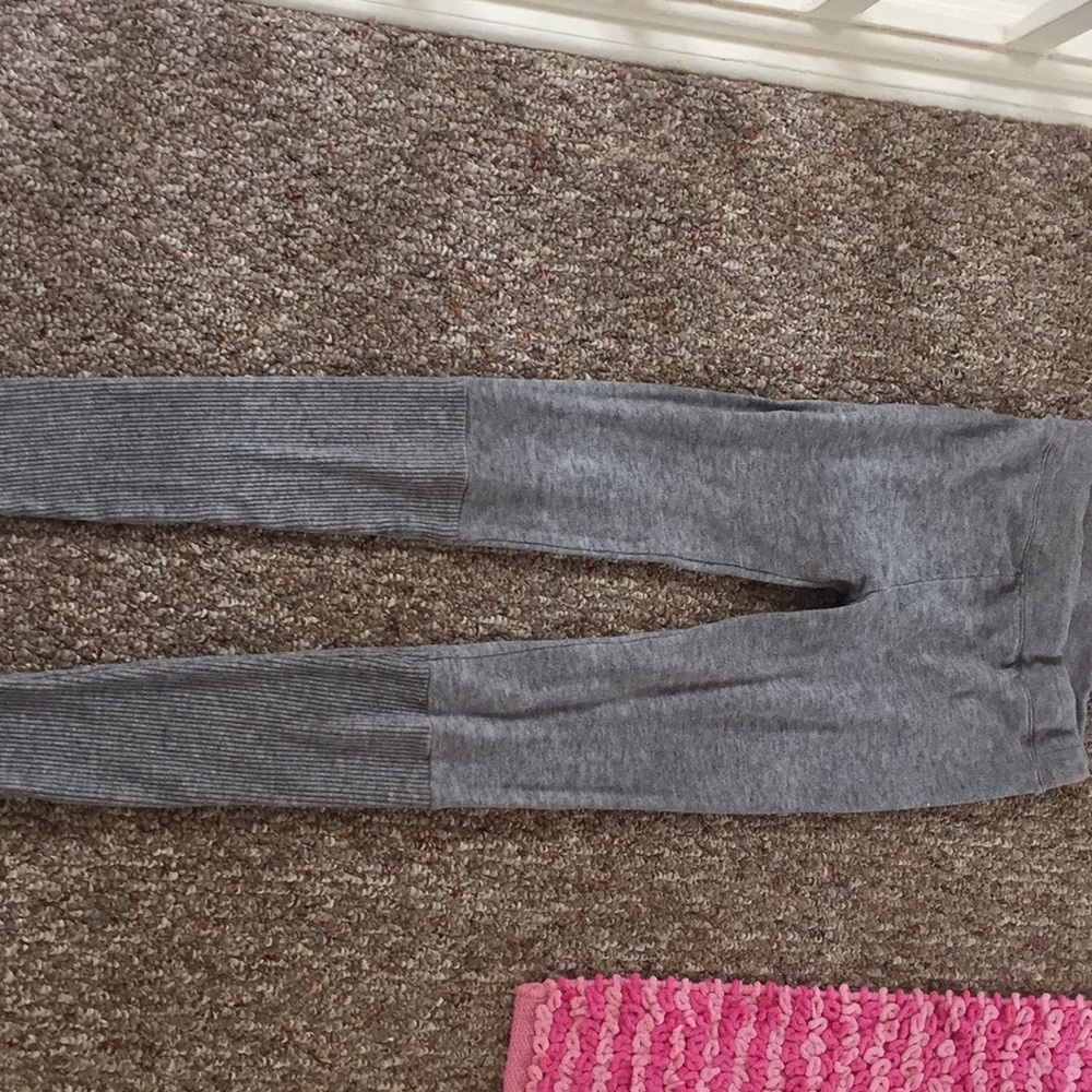 Gray leggings